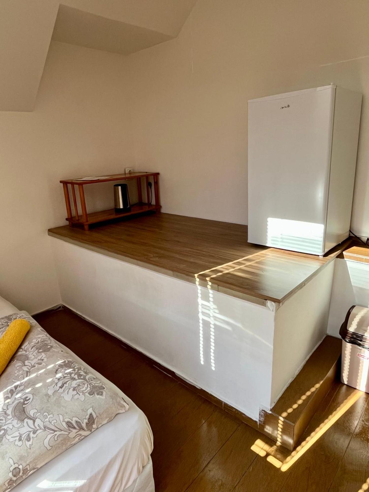 En-Suite Rooms: Novа Guesthouse In Sofia Center Экстерьер фото
