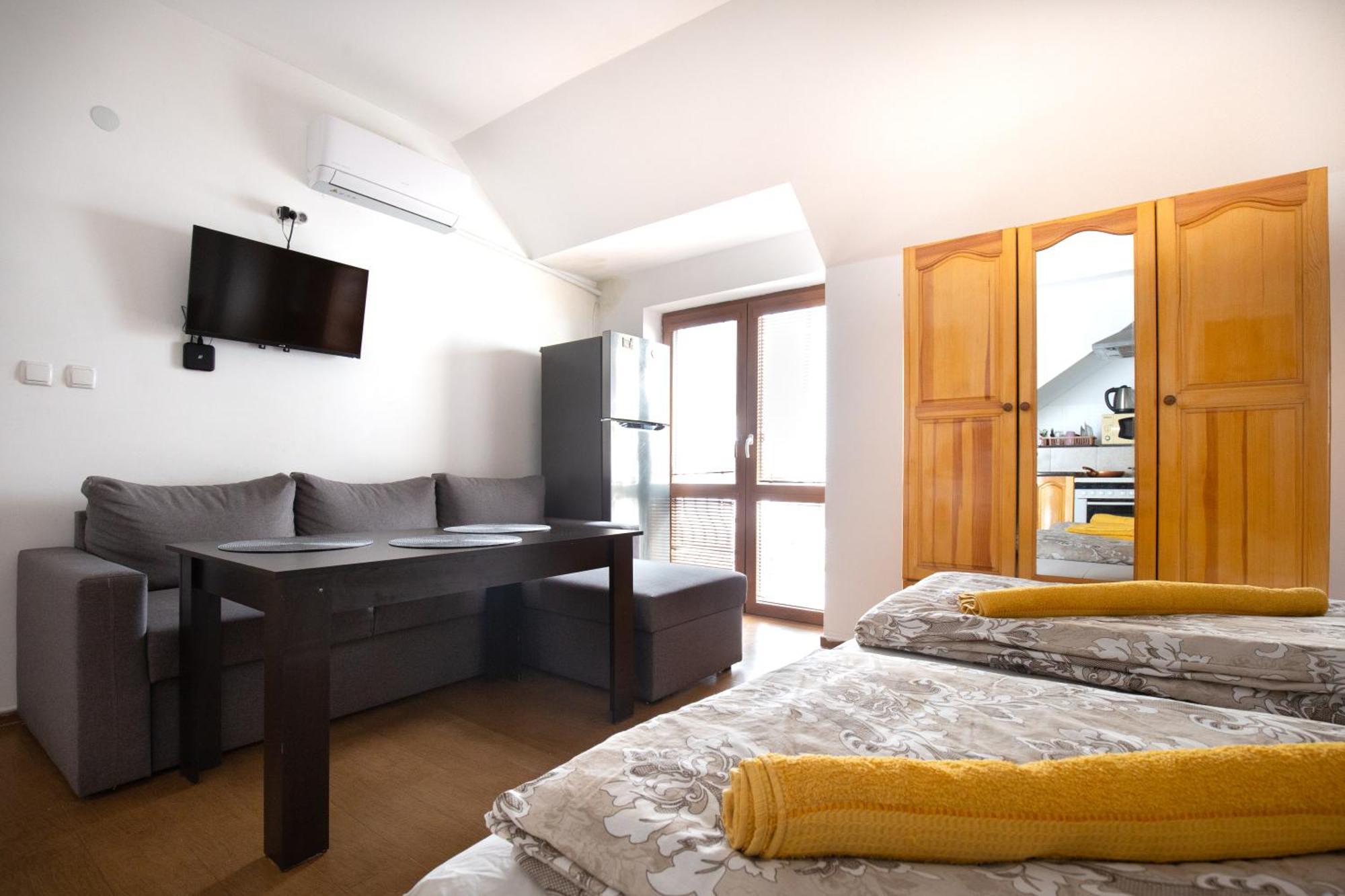 En-Suite Rooms: Novа Guesthouse In Sofia Center Экстерьер фото